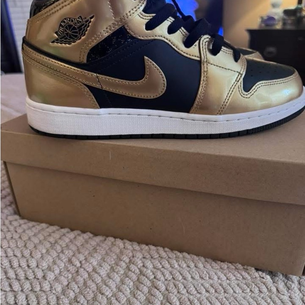 Nike Black and Gold High-Top Sneakers